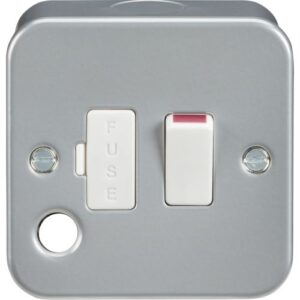 KNIGHTSBRIDGE METALCLAD SWITCHED FUSED SPUR+FLEX OUTLET