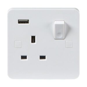 KNIGHTSBRIDGE PURE 13A 1G USB SW/SOCKET