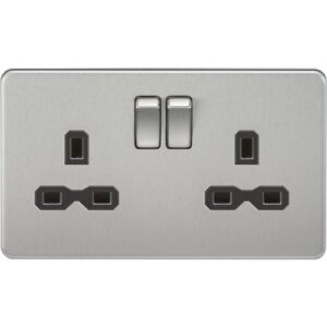 KNIGHTSBRIDGE SCREWLESS 13A 2G DP SWITCHED SOCKET - BRUSHED CHROME WITH BLACK INSERT