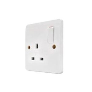 MK LOGIC PLUS 1G SWITCH SOCKET