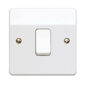 MK LOGIC PLUS 1G 2WAY 5A PLATESWITCH