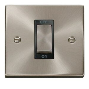 CLICK DECO VICTORIAN SATIN CHROME INGOT 1G 45A DP SWITCH BLACK