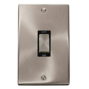 CLICK DECO VICTORIAN SATIN CHROME INGOT 2G 45A DP SWITCH BLACK