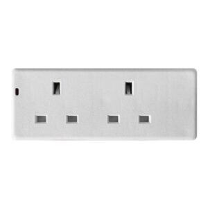 2G 13A WHITE NYLON TRAILING SOCKET